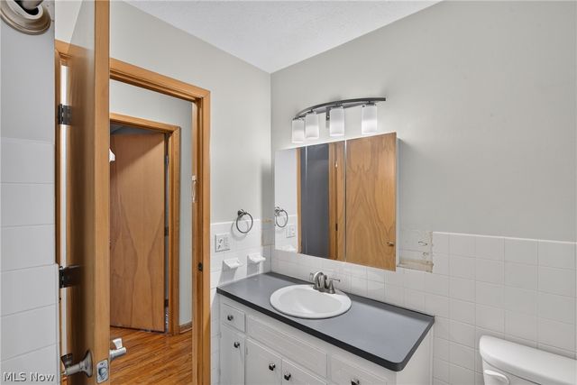 13700 Indian Creek Drive, Middleburg Heights, OH 44130