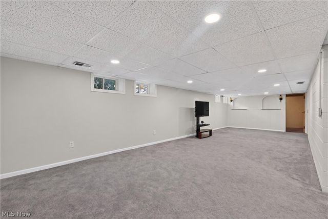 13700 Indian Creek Drive, Middleburg Heights, OH 44130