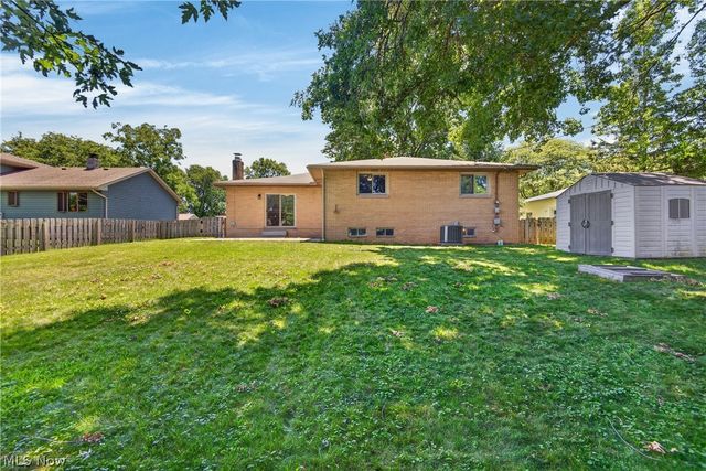 13700 Indian Creek Drive, Middleburg Heights, OH 44130