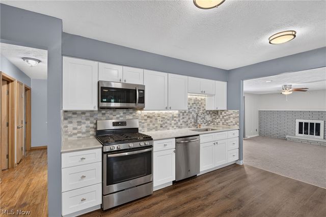 13700 Indian Creek Drive, Middleburg Heights, OH 44130