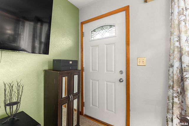 1309 S 14TH Street, Pekin, IL 61554