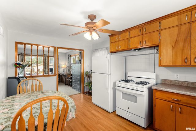 1309 S 14TH Street, Pekin, IL 61554