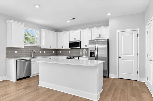 605 Mabry Creek Lane, Jackson, GA 30233