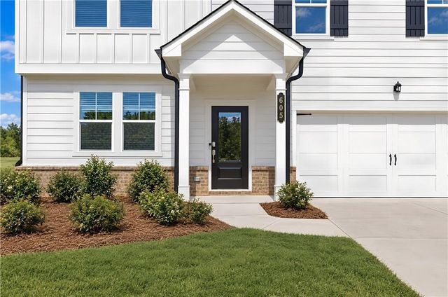 605 Mabry Creek Lane, Jackson, GA 30233