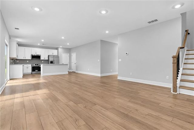 605 Mabry Creek Lane, Jackson, GA 30233