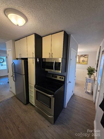 26 Azalea Road, Arden, NC 28704