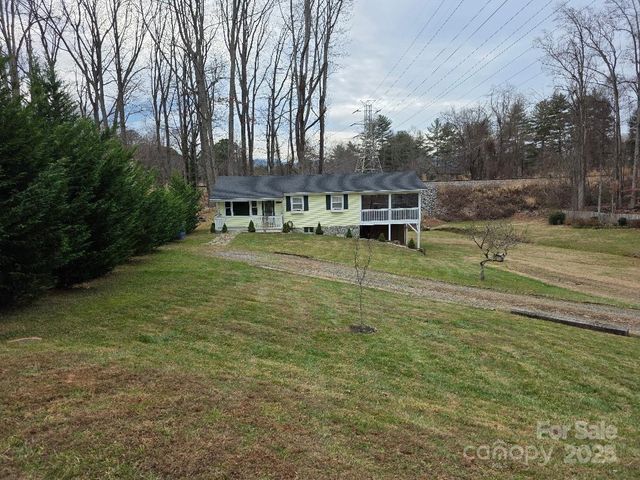 26 Azalea Road, Arden, NC 28704