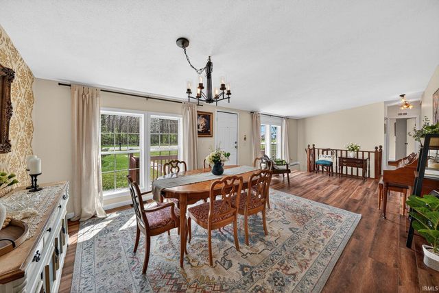 29813 County Road 2, Granger, IN 46530