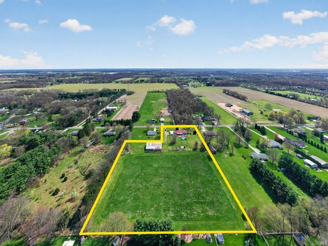 29813 County Road 2, Granger, IN 46530
