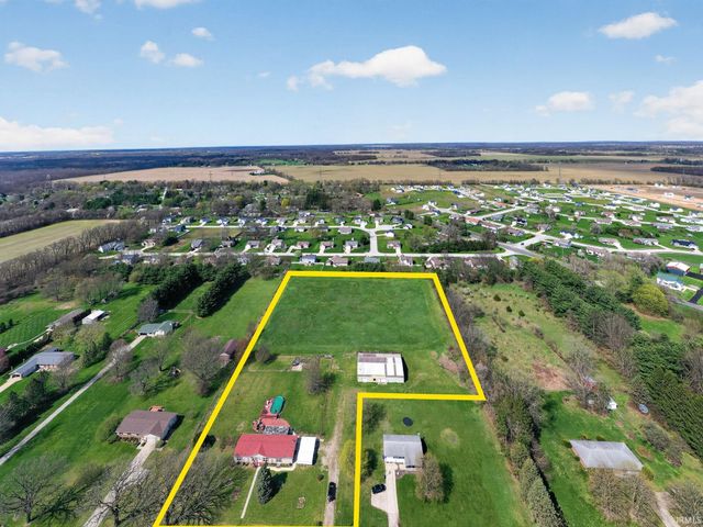 29813 County Road 2, Granger, IN 46530