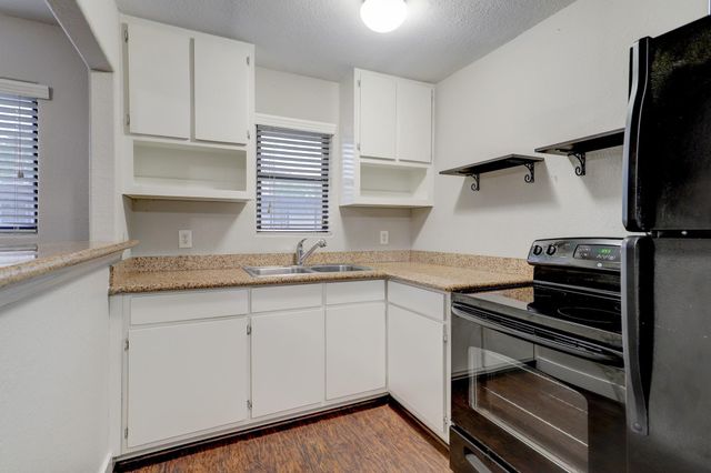405 Hawthorne Street 11, Houston, TX 77006