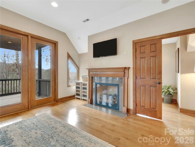 184 Deep Woods Lane, Saluda, NC 28773