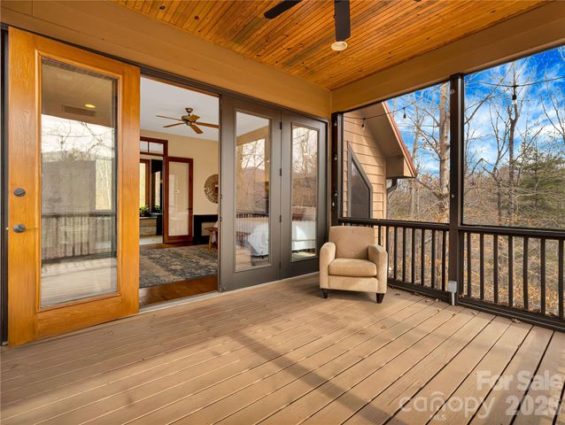 184 Deep Woods Lane, Saluda, NC 28773