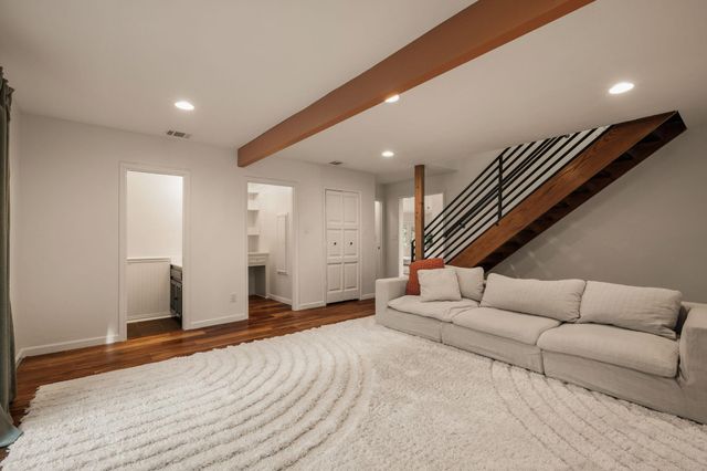 6501 Sumac DR, Austin, TX 78731