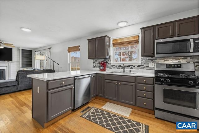 2615 DUCKS LAKE RIDGE RD, Scottsville, VA 24590