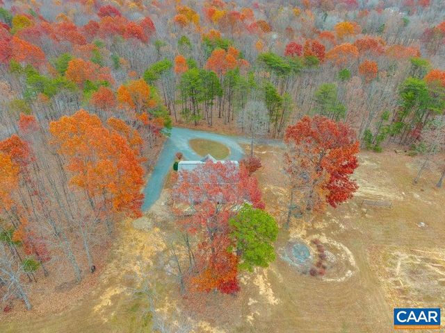 2615 DUCKS LAKE RIDGE RD, Scottsville, VA 24590