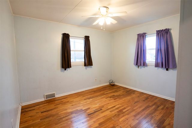 1912 59th Street, Des Moines, IA 50322