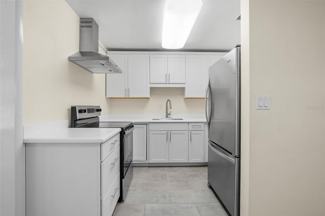 5101 18TH AVENUE N, St Petersburg, FL 33710