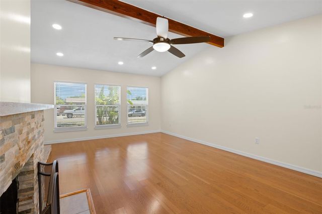 5101 18TH AVENUE N, St Petersburg, FL 33710
