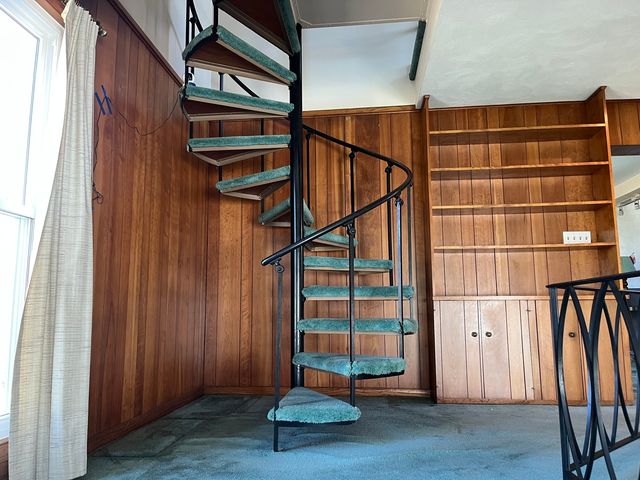 2222 S 15th Avenue, North Riverside, IL 60546