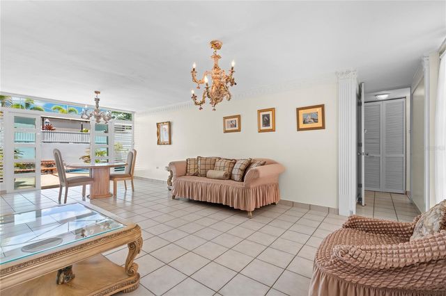 253 CALLE BAUHINIA, Toa Alta, PR 00953