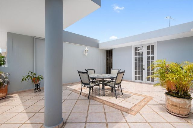 253 CALLE BAUHINIA, Toa Alta, PR 00953