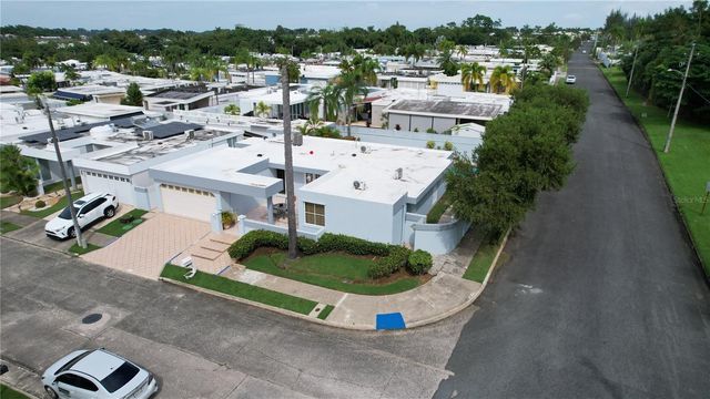 253 CALLE BAUHINIA, Toa Alta, PR 00953