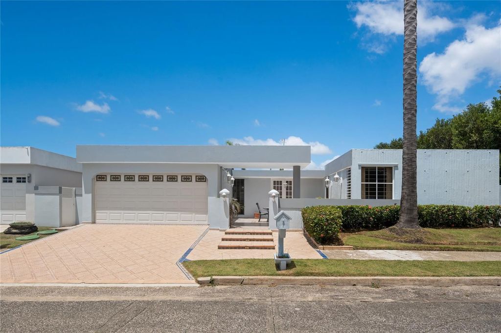 253 CALLE BAUHINIA, Toa Alta, PR 00953