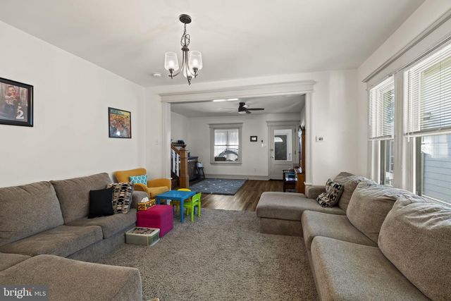 109 PARKER AVE, Oaklyn, NJ 08107