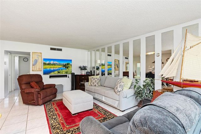 2731 NE 14th Street Causeway 110, Pompano Beach, FL 33062