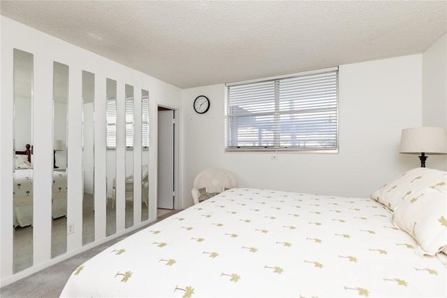 2731 NE 14th Street Causeway 110, Pompano Beach, FL 33062