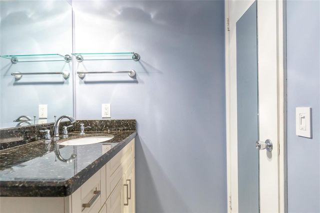 2731 NE 14th Street Causeway 110, Pompano Beach, FL 33062