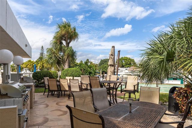 2731 NE 14th Street Causeway 110, Pompano Beach, FL 33062