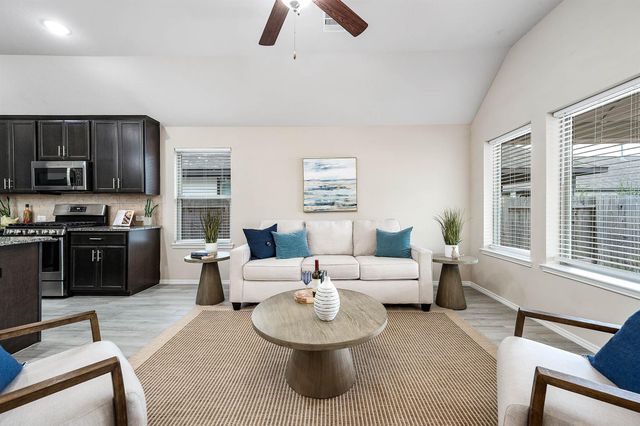 8738 Trenton Landing Lane, Richmond, TX 77407