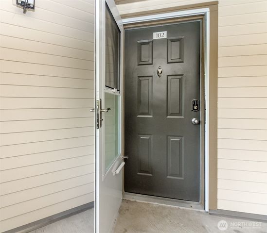 3008 N Narrows Drive #B102, Tacoma, WA 98407