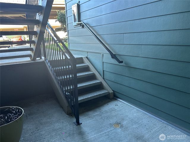 3008 N Narrows Drive #B102, Tacoma, WA 98407