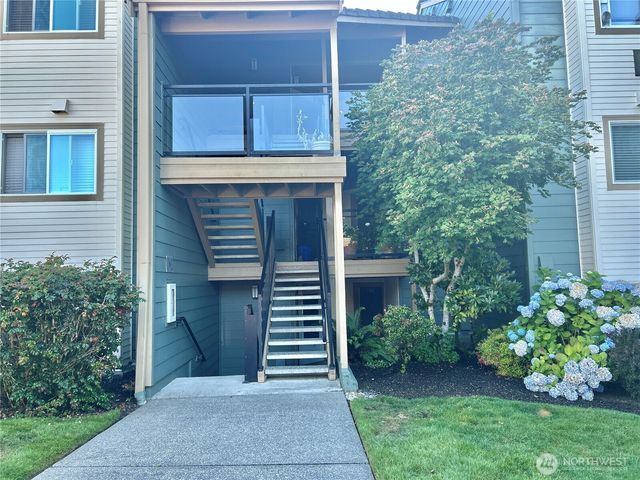 3008 N Narrows Drive #B102, Tacoma, WA 98407
