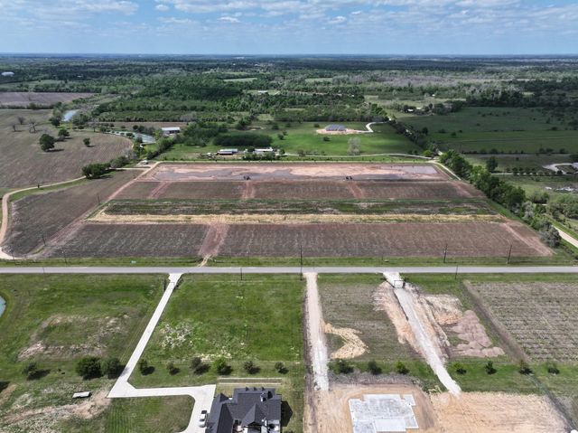 000 Bartlett Road, Sealy, TX 77474