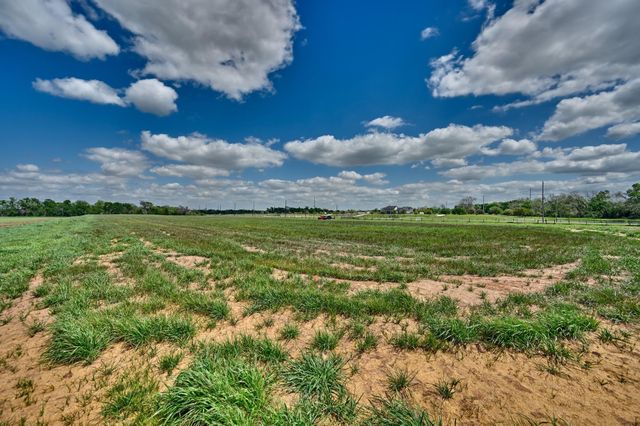 000 Bartlett Road, Sealy, TX 77474