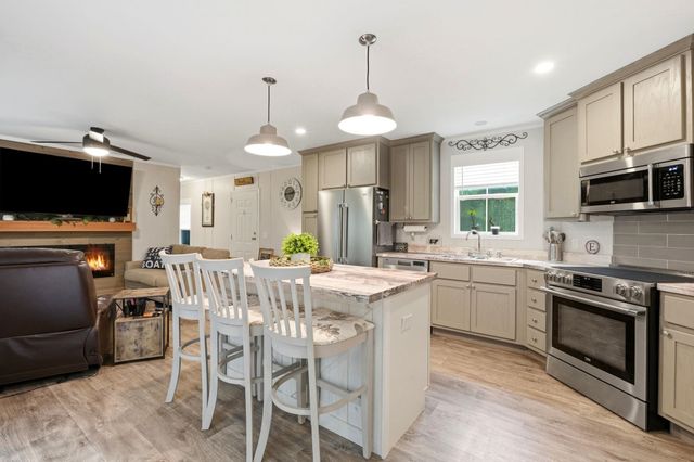 370 Edison Circle, Conway, SC 29526