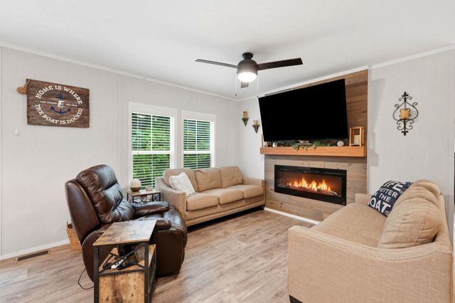 370 Edison Circle, Conway, SC 29526