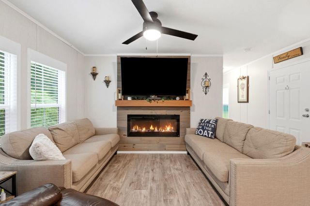 370 Edison Circle, Conway, SC 29526