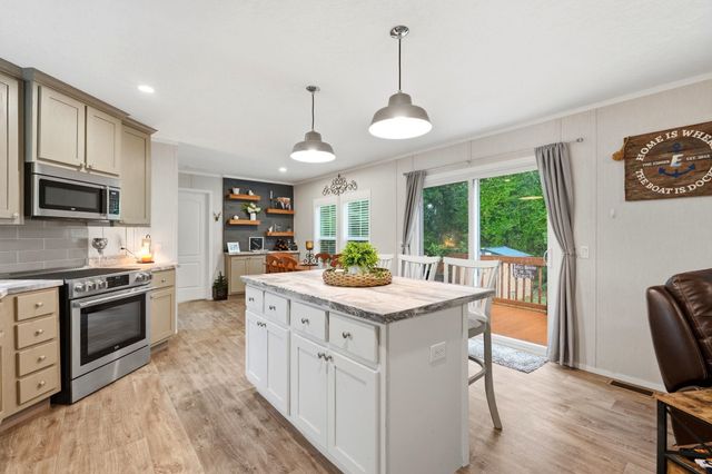 370 Edison Circle, Conway, SC 29526