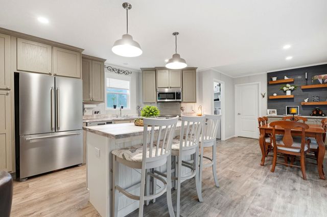 370 Edison Circle, Conway, SC 29526