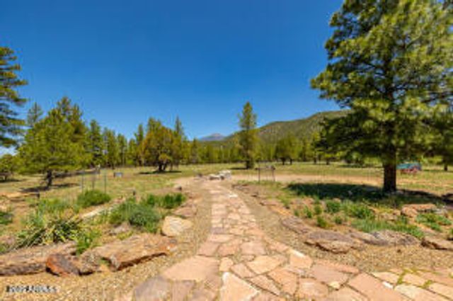 150 E FLAT ROCK Ridge, Flagstaff, AZ 86001