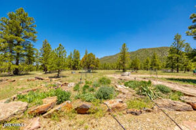 150 E FLAT ROCK Ridge, Flagstaff, AZ 86001