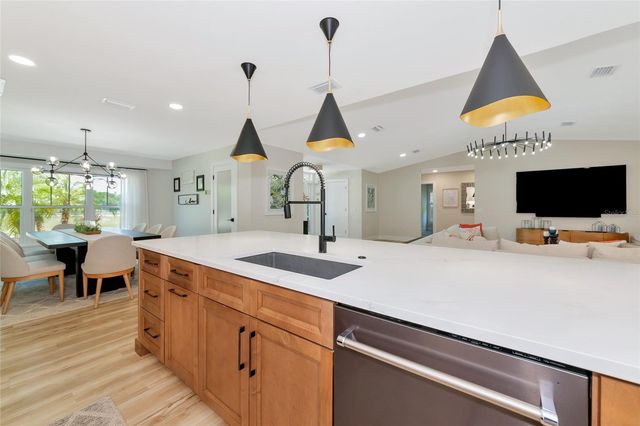 1208 OAK HAMMOCK ROAD, Sarasota, FL 34240