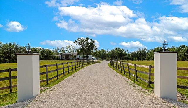 1208 OAK HAMMOCK ROAD, Sarasota, FL 34240