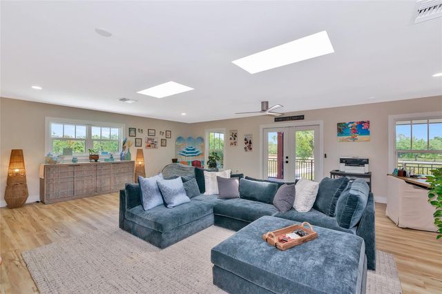 1208 OAK HAMMOCK ROAD, Sarasota, FL 34240