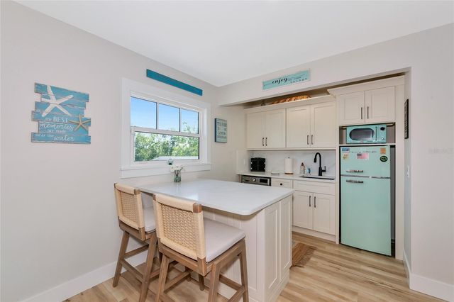 1208 OAK HAMMOCK ROAD, Sarasota, FL 34240